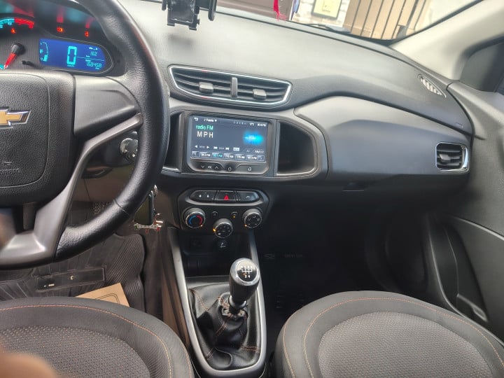 2014 Chevrolet Onix