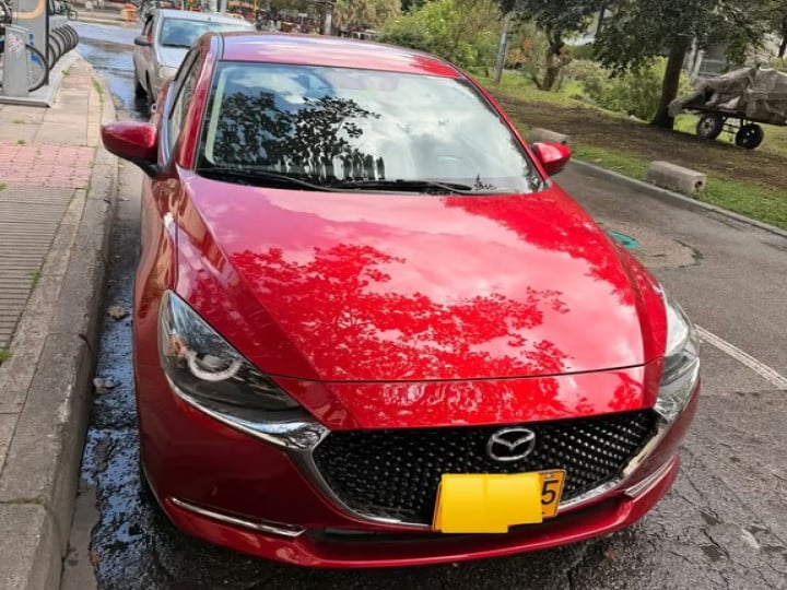 2021 Mazda 1000